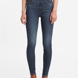 *Levi’s Mile High Super Skinny